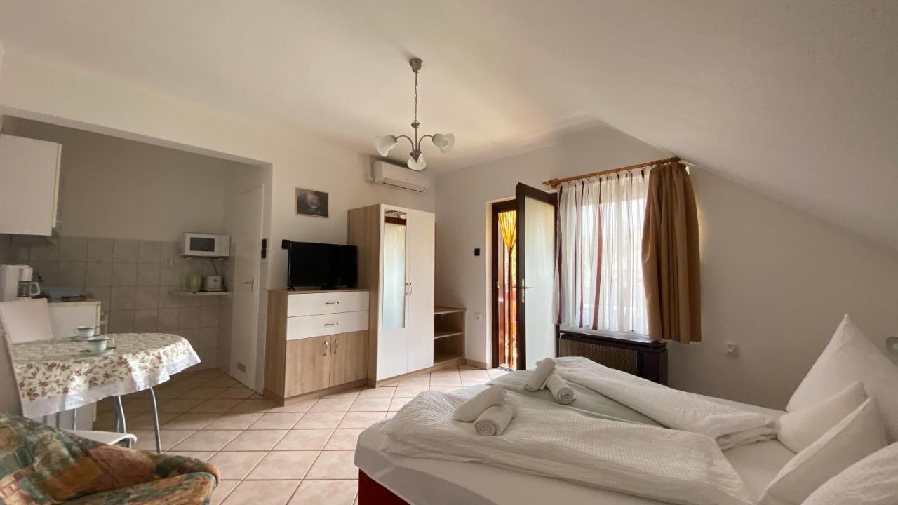 Hévíz Erika Apartmanhazak מראה חיצוני תמונה