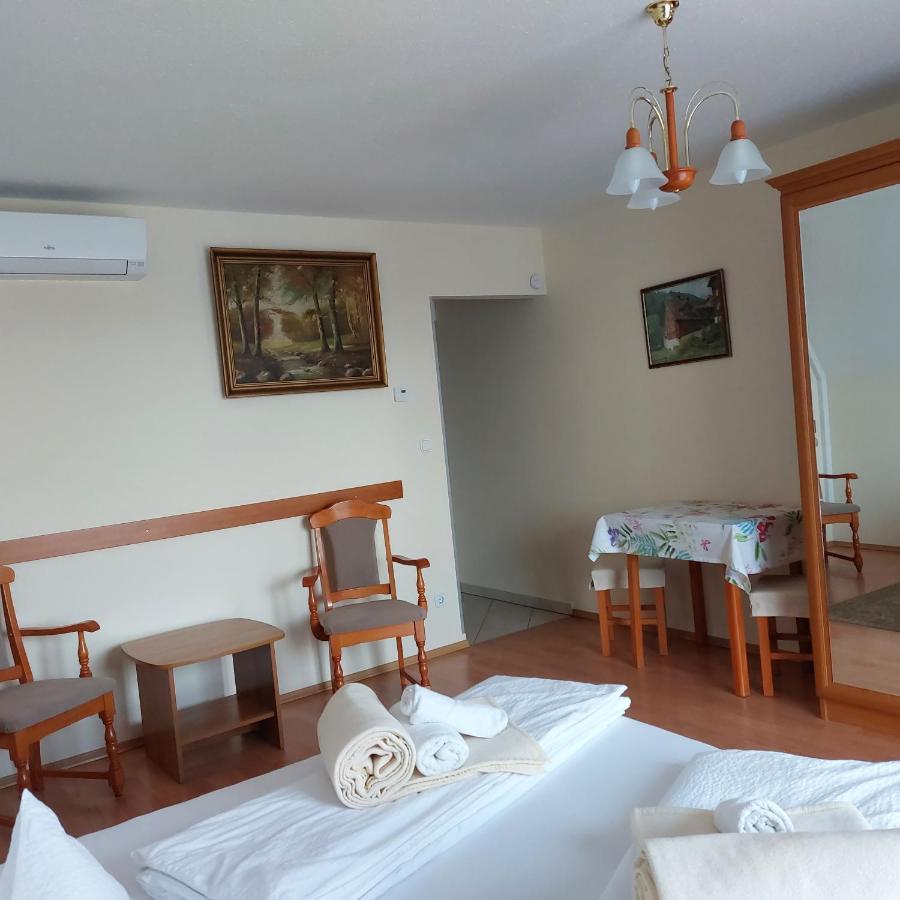 Hévíz Erika Apartmanhazak מראה חיצוני תמונה
