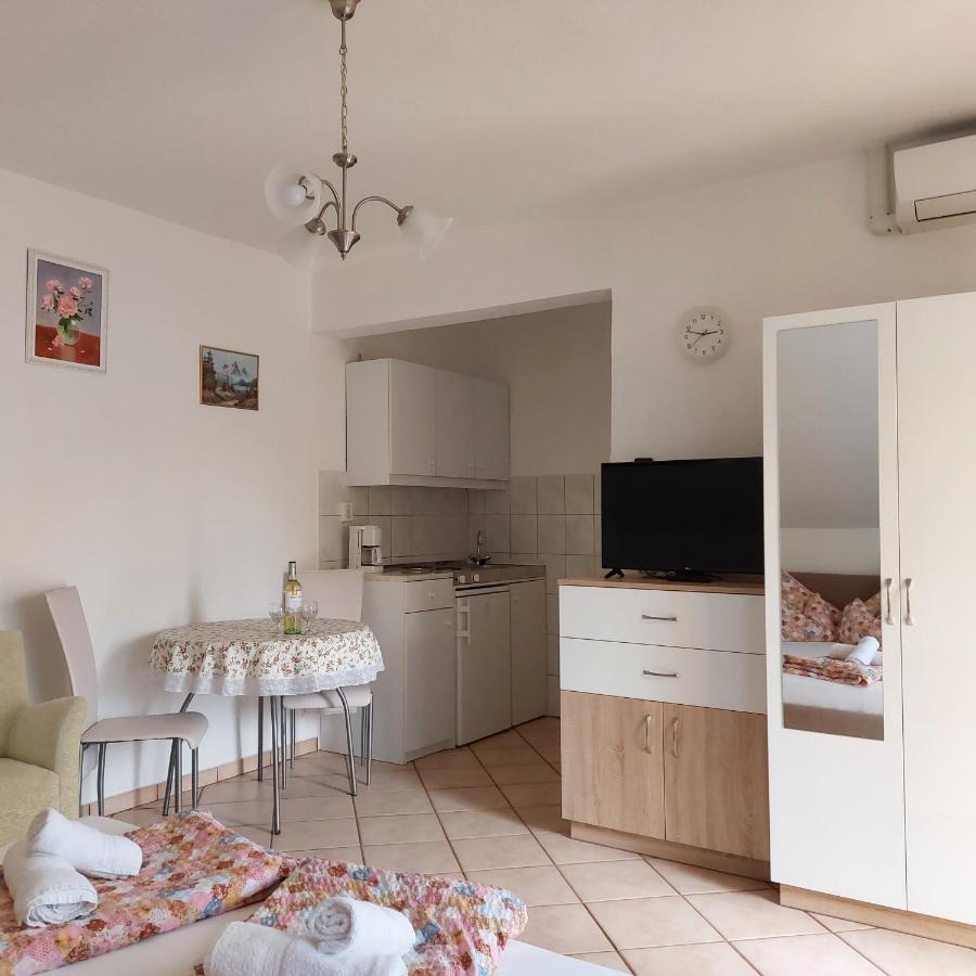 Hévíz Erika Apartmanhazak מראה חיצוני תמונה