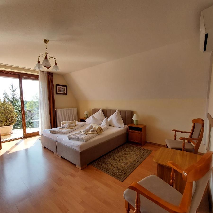 Hévíz Erika Apartmanhazak מראה חיצוני תמונה