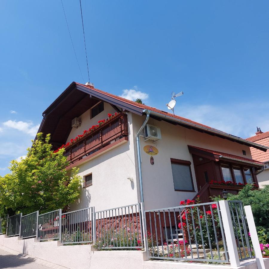 Hévíz Erika Apartmanhazak מראה חיצוני תמונה