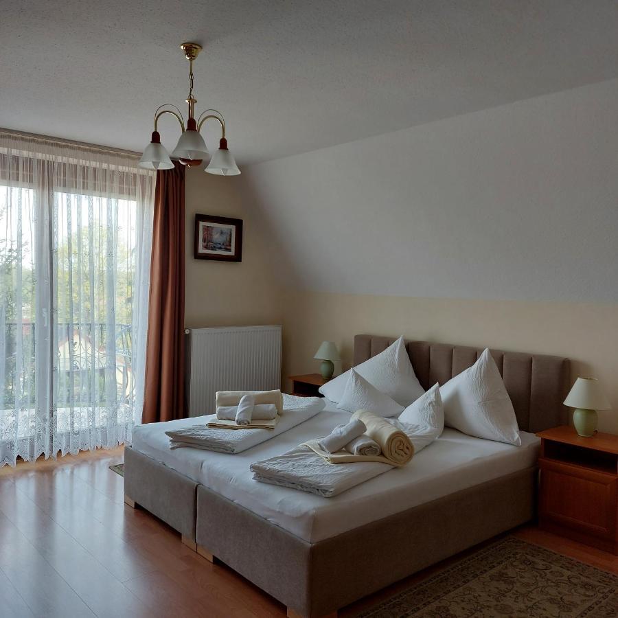 Hévíz Erika Apartmanhazak מראה חיצוני תמונה