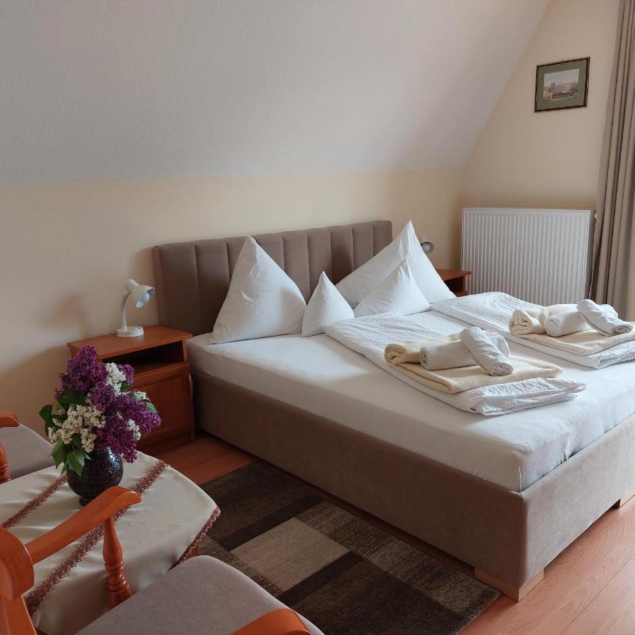 Hévíz Erika Apartmanhazak מראה חיצוני תמונה