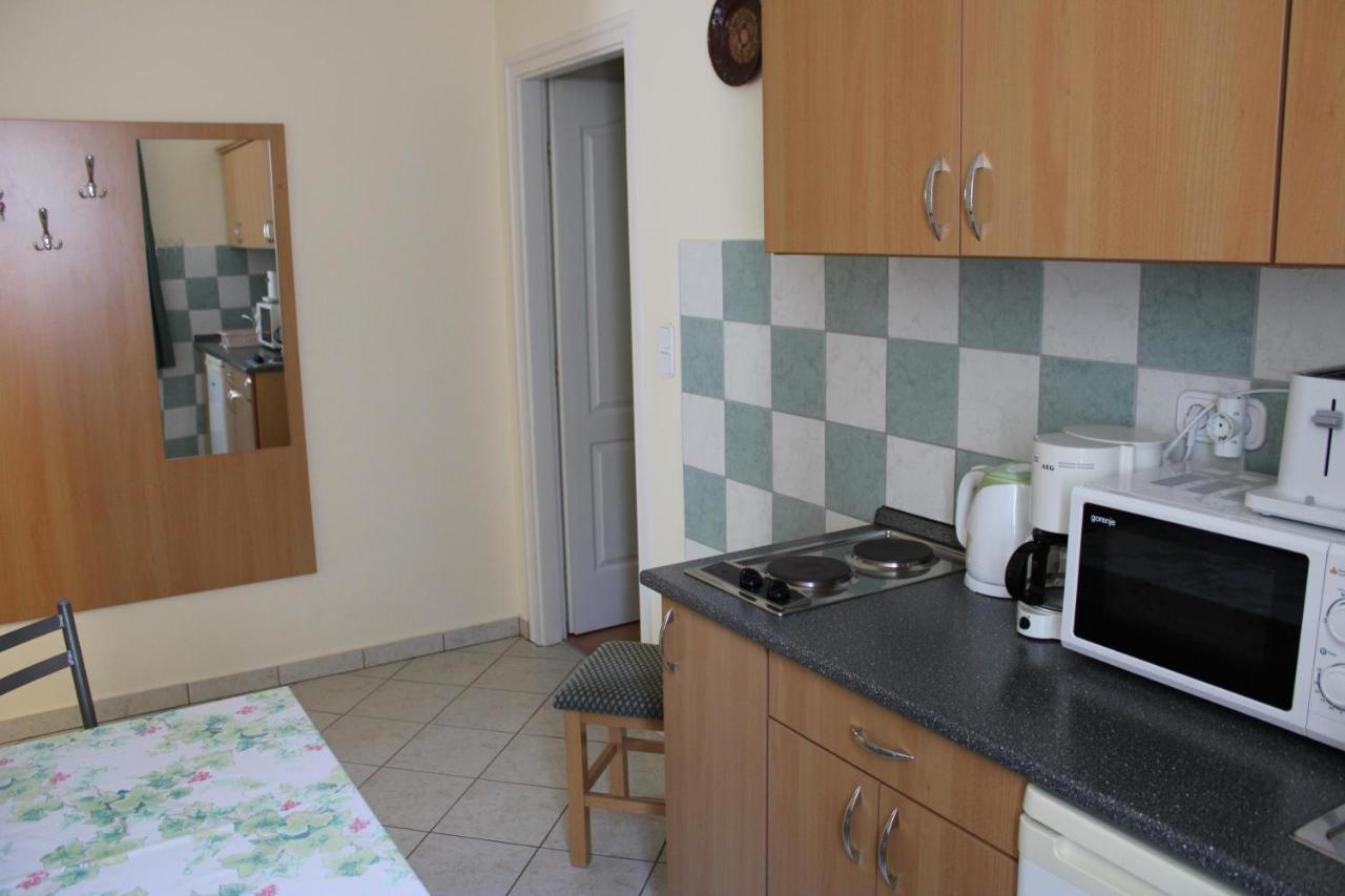 Hévíz Erika Apartmanhazak מראה חיצוני תמונה